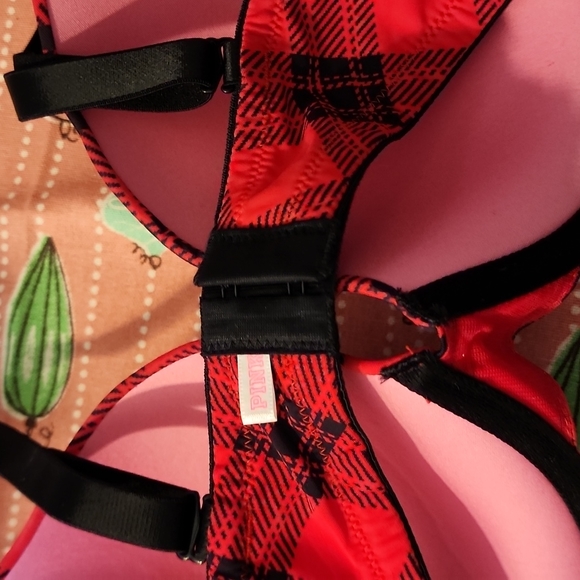 Victoria's Secret Pink Bra - Picture 3 of 8
